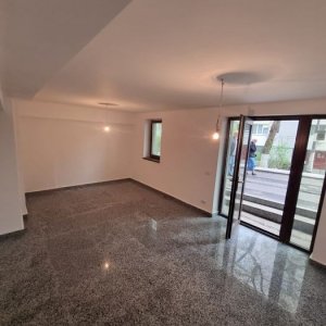 Spatiu Comercial Titan Bucuresti