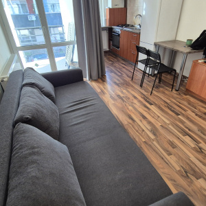 Garsoniera Popesti-Leordeni