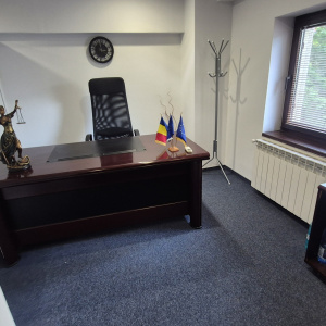 Inchiriere cabinet avocat – camera in apartament de birouri ultracentral