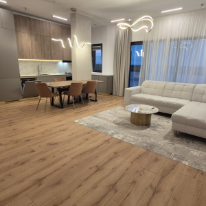  Apartament 4 Camere Complex Darwin Residence Tunari