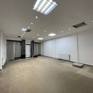 Spatiu comercial | 180mp | Renovat | 10 Minute Metrou | Unirii