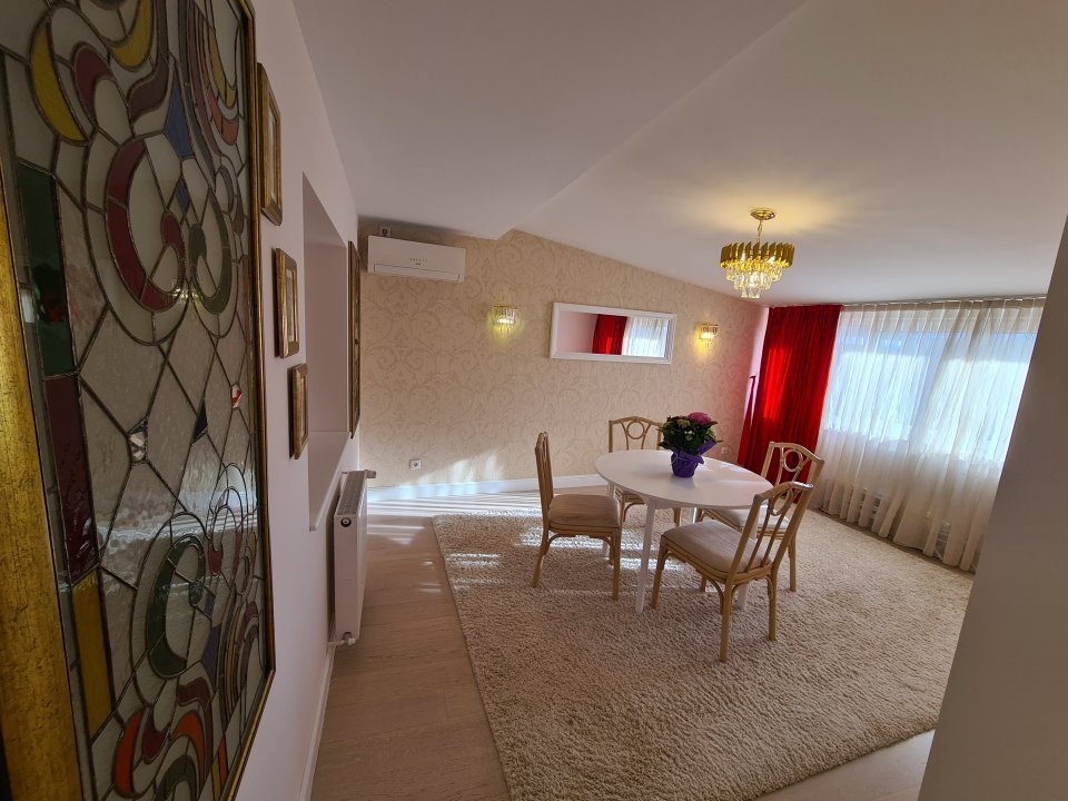 Piata Alba Iulia 4 Camere Lux 120 MP Rond Loc Parcare