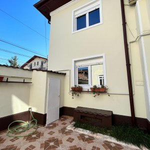 Casa | Spatiu de Birouri |  Titulescu-Pod Basarab | 14 Camere | 6 Bai