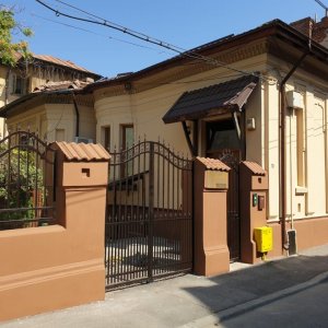 Casa 4 Camere | Unirii | Centrala | Parcare | Birouri/Punct De Lucru