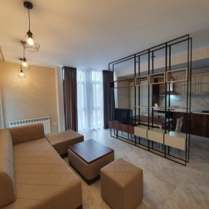 Constanta | Trocadero | Apartament 3 Camere | Centrala | AC | Parcare privata