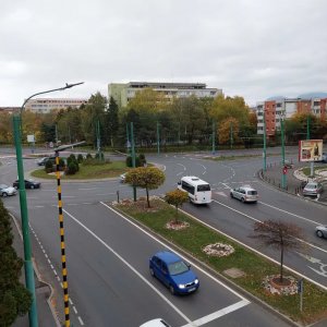 Gară / 3 Camere / Curte / Balcon x 3 / Garaj