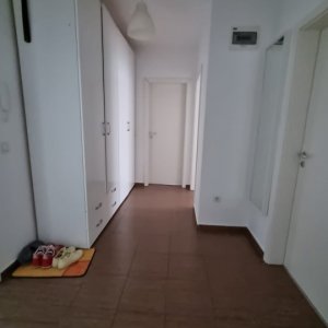 Inchiriez apartament cu 2 camere in zona AVANTGARDEN-Brasov