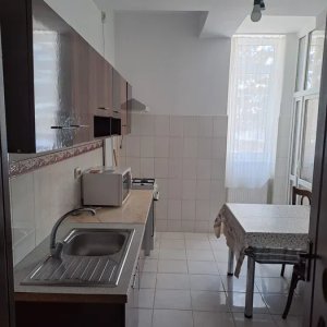 Apartament | Semidecomandat | 2 camere | Zona Astra | Pet friendly