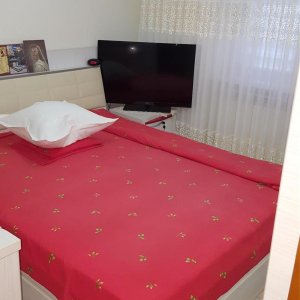 E3 Aleea Pelinului||2 camere||centrala proprie|| balcon||