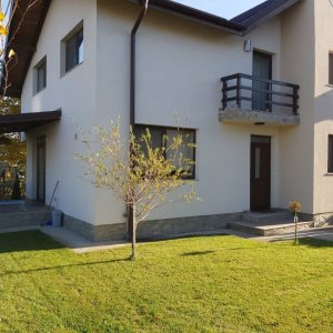 Zona Albert | Casa 4 Camere | P + 1 | Curte Proprie | Centrala Proprie | AC