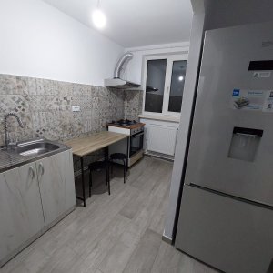 Centru | Apartament | 2 Camere | Centrala | Balcon |