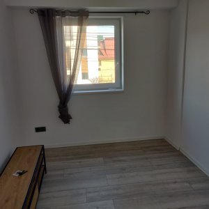 Apartament | 3 Camere | Lux | Balcon |Parcare | Zona Orasul Vechi