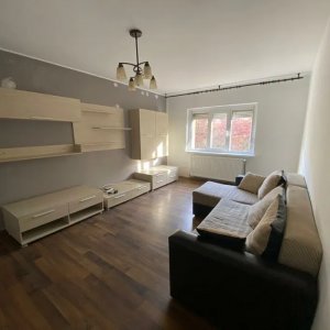 Apartament 3 camere | Zona Sarari | Balcon | Centrala Proprie | 