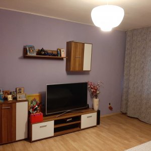 Apartament 3 camere | 8/10 | 70mp | 2 Bai | Parcare | 15min Metrou | Vitan