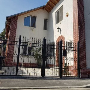 Casa De Inchiriat Ploiesti | Ultracentral | Aer Conditionat | Curte |