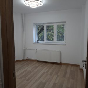 Salajan | Spațiu Birou I 2 Camere | Nemobilat | Balcon | Proximitate Metrou