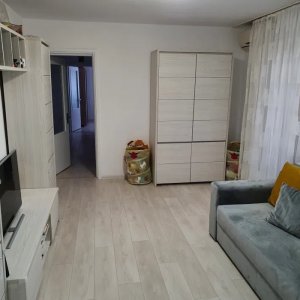 3 camere / Metalurgiei / Balcon / 2 locuri de parcare 