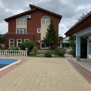 Baneasa | Vila | 6 Camere | 4 Bai | Piscina | Garaj | 10xParcare | 4xBalcoane